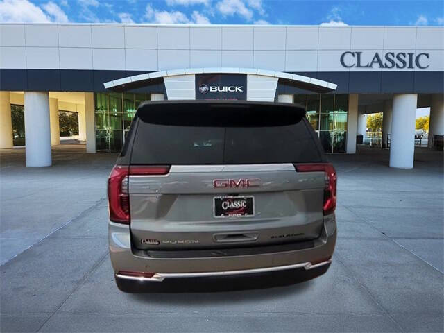 2025 GMC Yukon Elevation