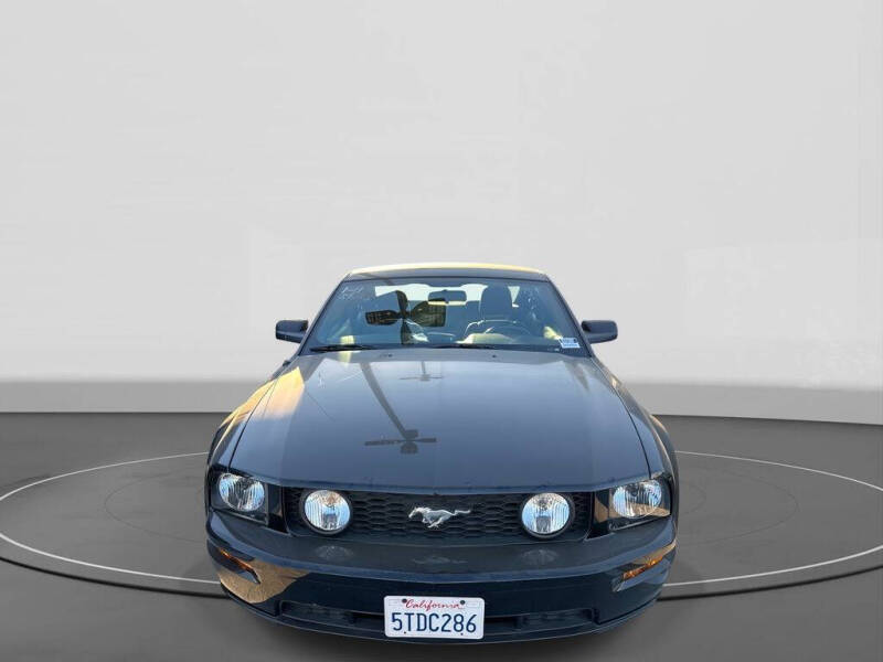 2006 Ford Mustang GT Deluxe