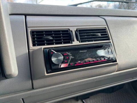 1993 GMC Suburban K2500