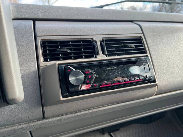 1993 GMC Suburban K2500