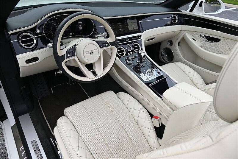 2020 Bentley Continental 44