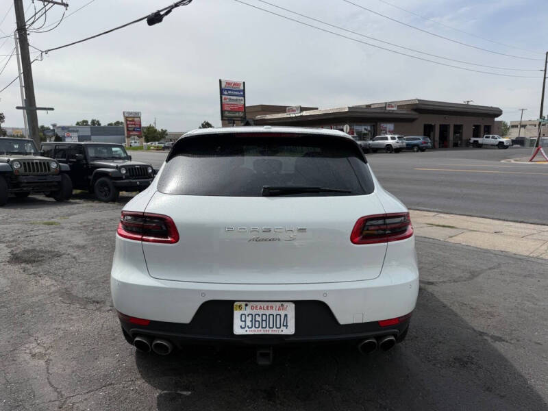 2017 Porsche Macan S