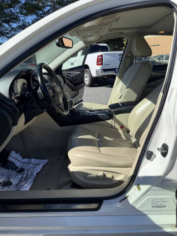 2015 Infiniti Q50 Hybrid Premium