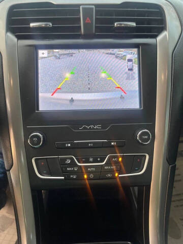 2019 Ford Fusion Hybrid SE