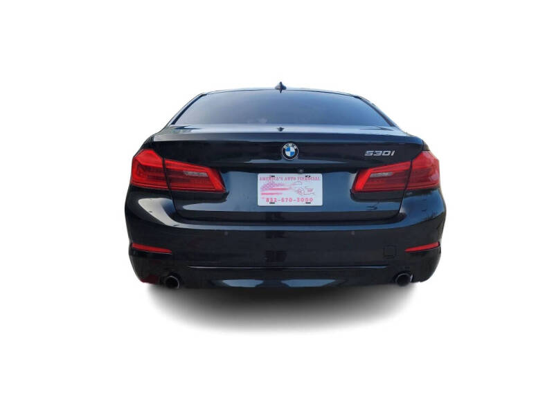 2018 BMW 5 Series 530i