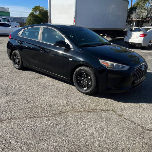 2017 Hyundai Ioniq Hybrid Blue