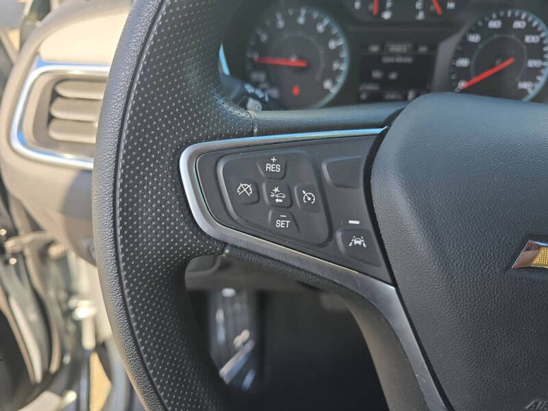 2023 Chevrolet Equinox LS