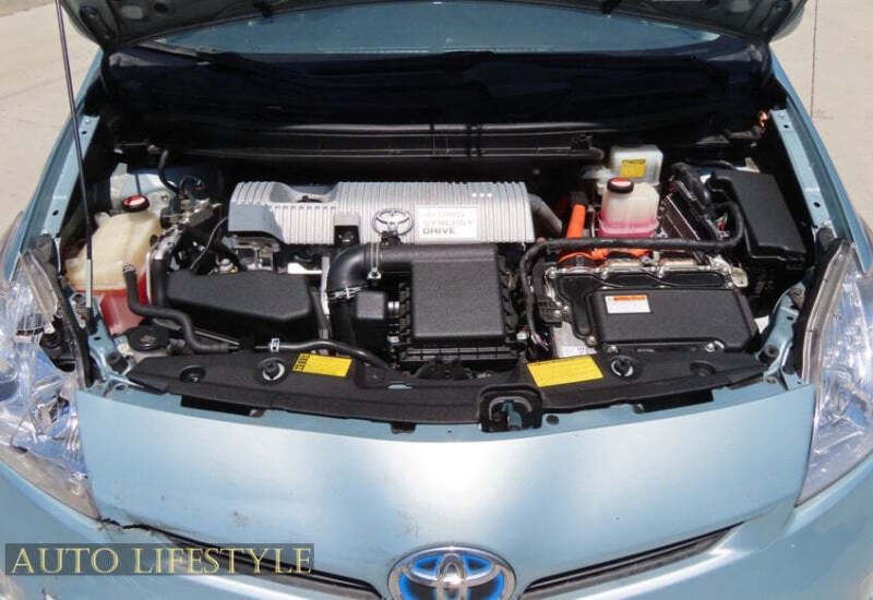 2014 Toyota Prius Two