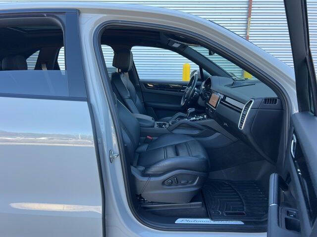 2023 Porsche Cayenne