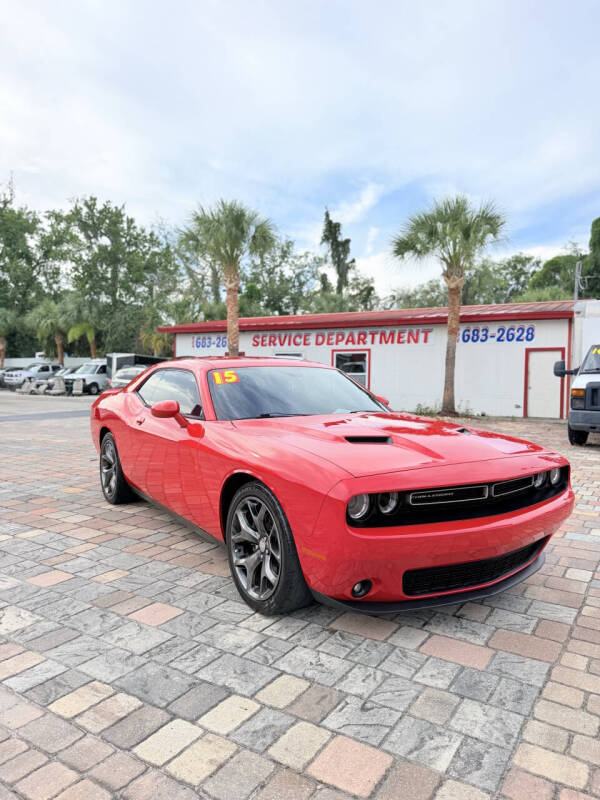 2015 Dodge Challenger SXT Plus