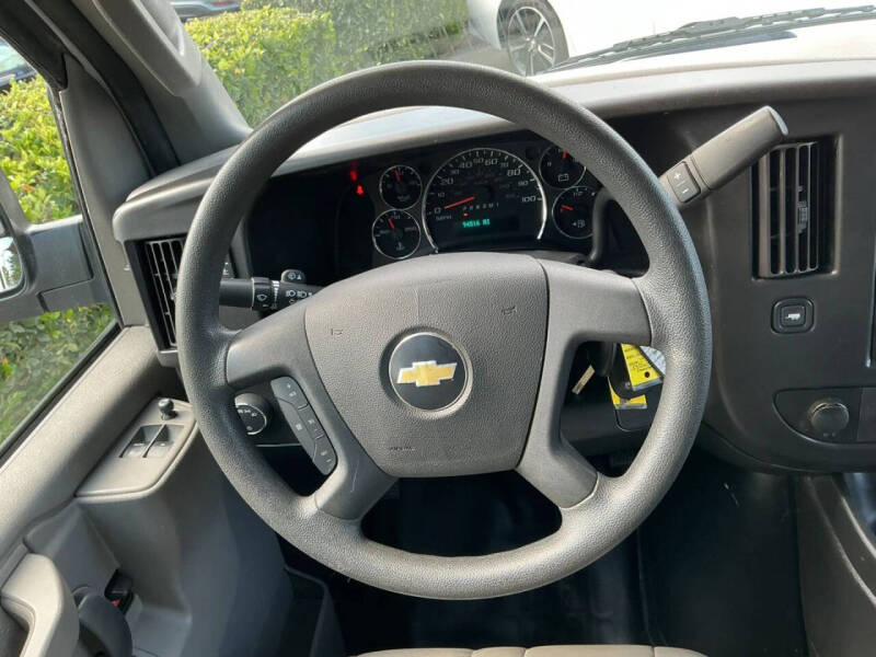 2020 Chevrolet Express 2500