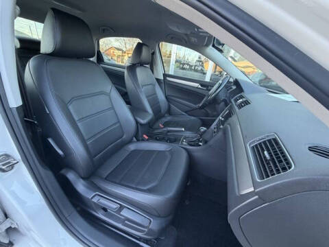 2015 Volkswagen Passat 1.8T Limited Edition