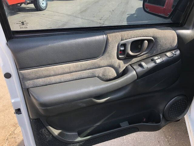 2002 Chevrolet Blazer LS