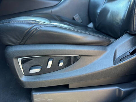 2018 Cadillac Escalade ESV Luxury