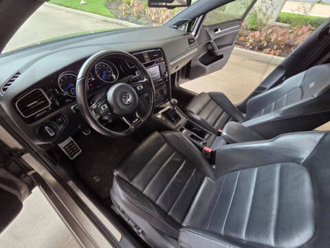 2016 Volkswagen Golf R