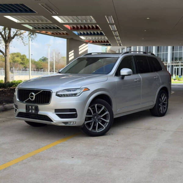 2019 Volvo XC90 T6 Momentum