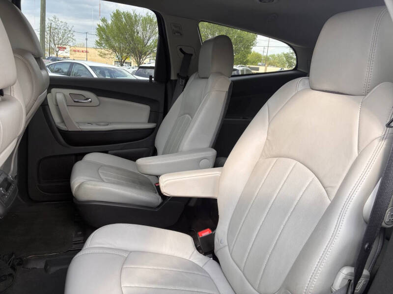 2011 Chevrolet Traverse LTZ