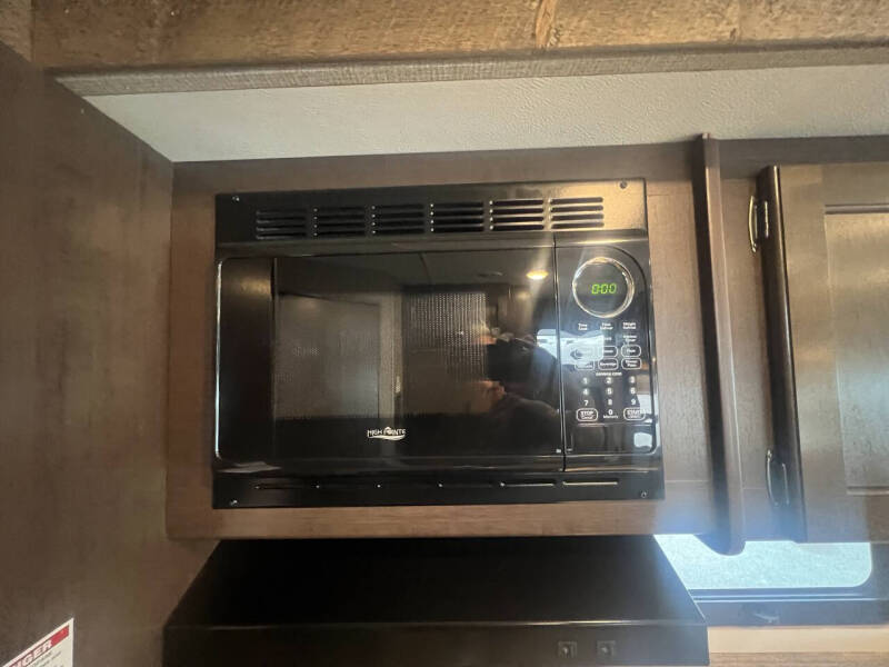 2017 Thor Motor Coach ACE BUNK HOUSE