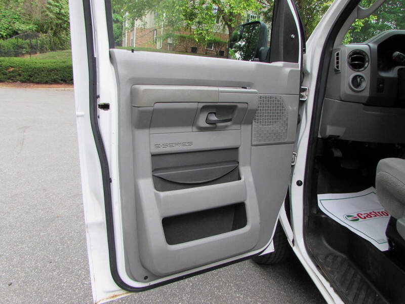 2011 Ford E-Series