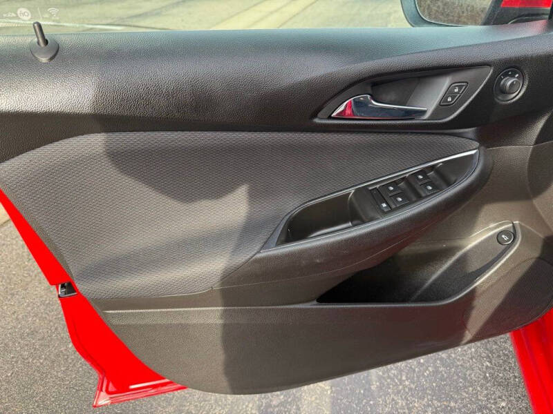 2018 Chevrolet Cruze LT Auto