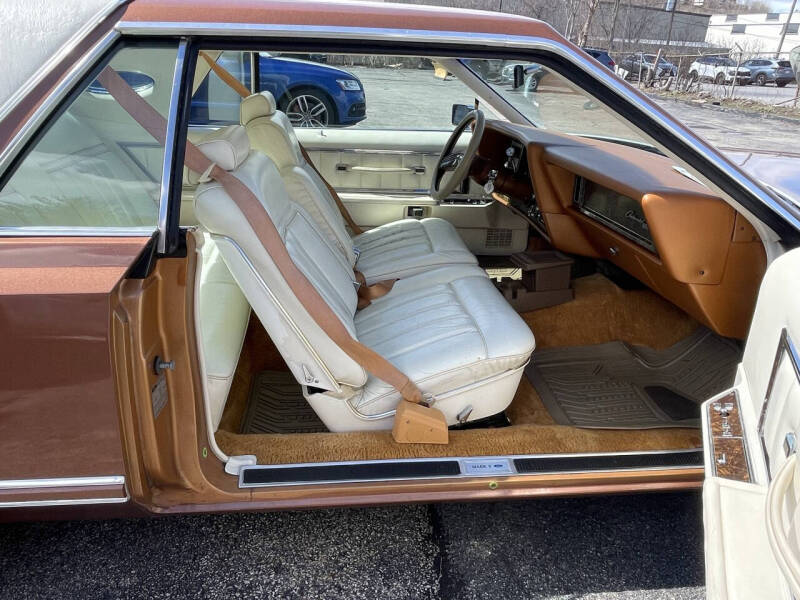 1977 Lincoln Mark V