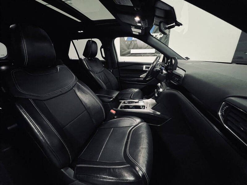 2020 Ford Explorer ST