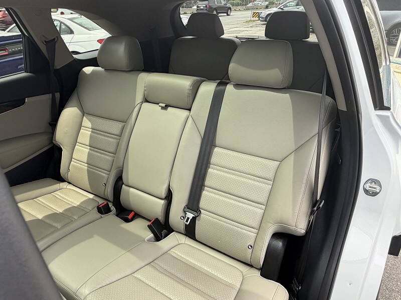 2020 Kia Sorento EX V6