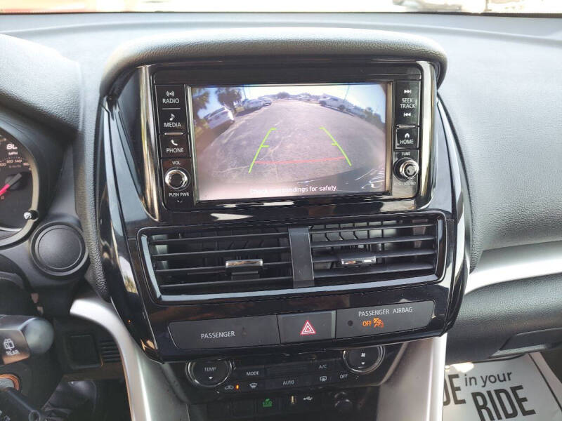 2022 Mitsubishi Eclipse Cross ES