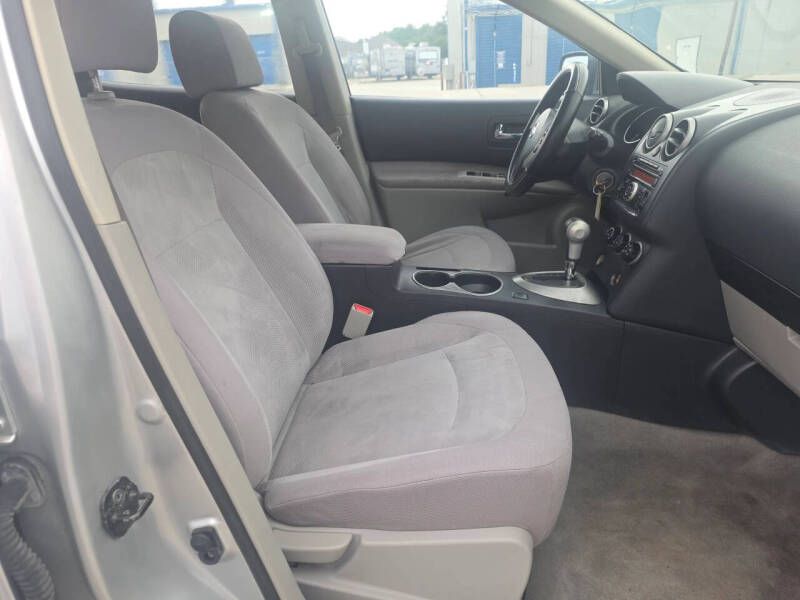 2013 Nissan Rogue S