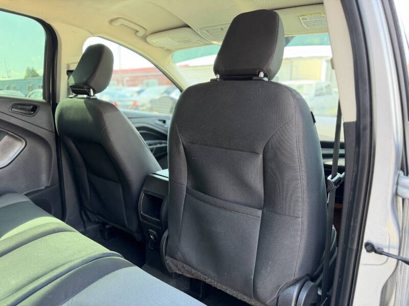 2019 Ford Escape S