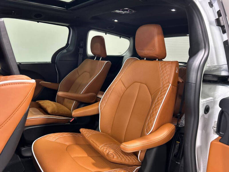 2026 Chrysler Pacifica Pinnacle