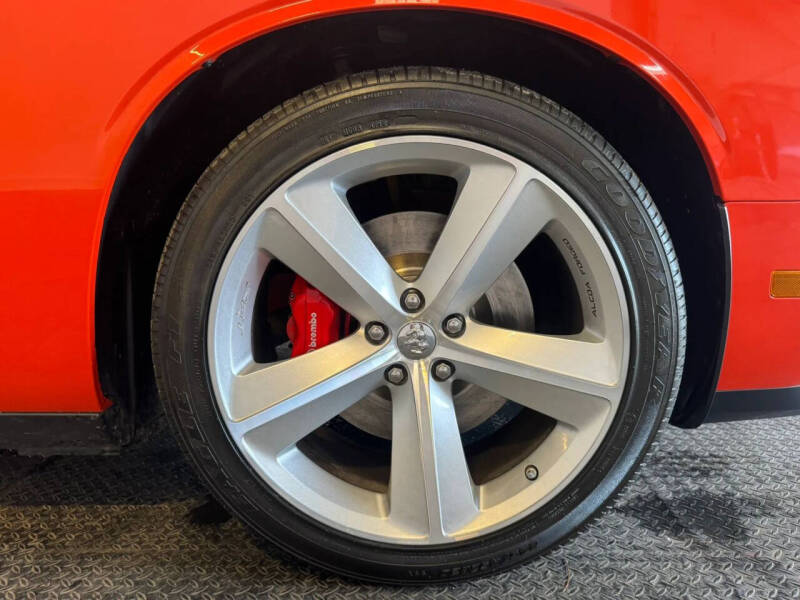 2008 Dodge Challenger SRT8