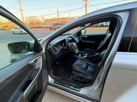 2016 Volvo XC60 T5 Premier