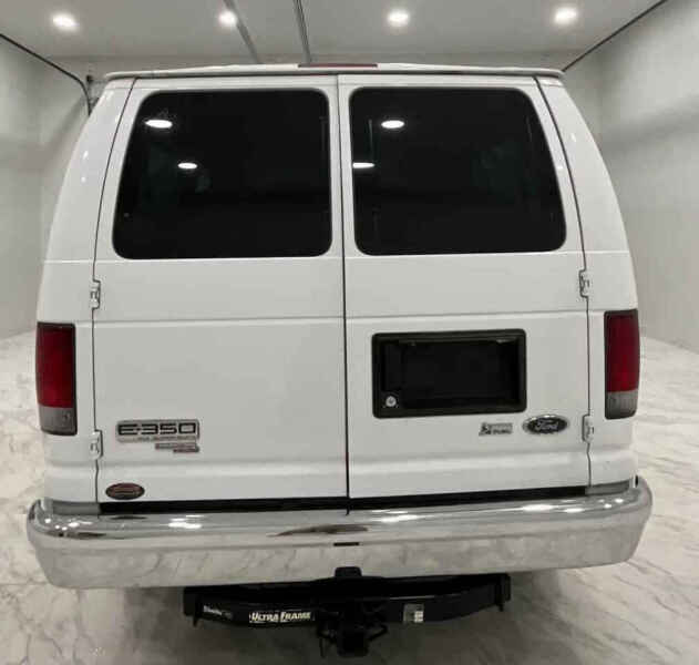 2012 Ford E-Series E-350 SD XL