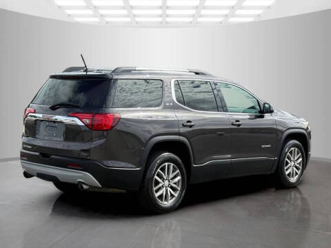 2017 GMC Acadia SLE-2