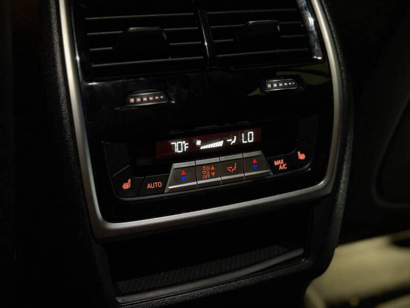 2021 BMW X6 xDrive40i