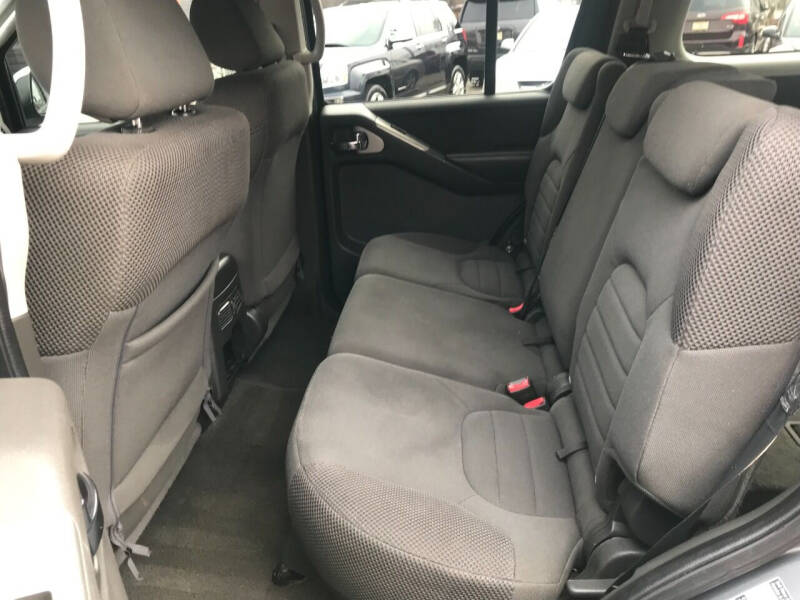 2008 Nissan Pathfinder S