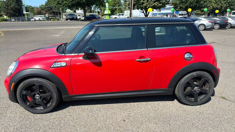 2011 MINI Cooper John Cooper Works