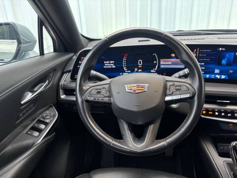 2024 Cadillac XT4 Premium Luxury