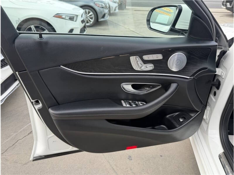 2019 Mercedes-Benz E-Class E 300
