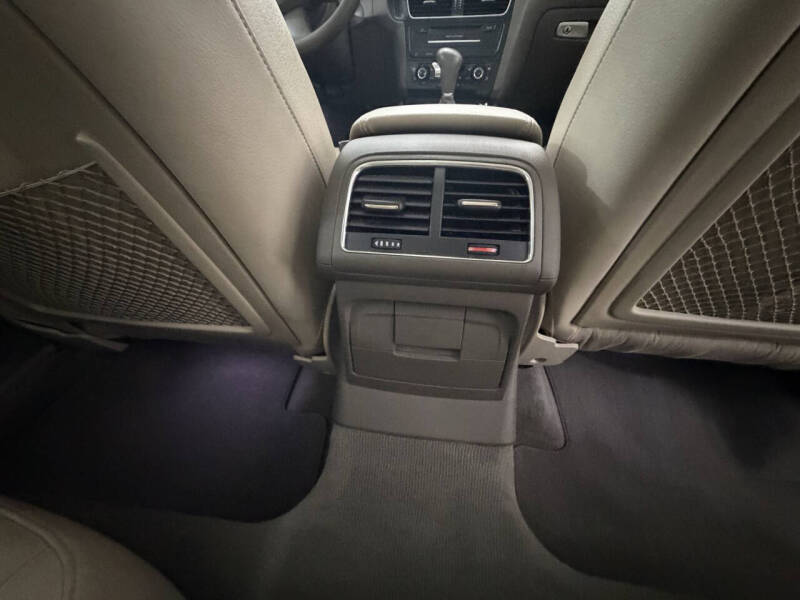 2010 Audi Q5 3.2 quattro Premium Plus