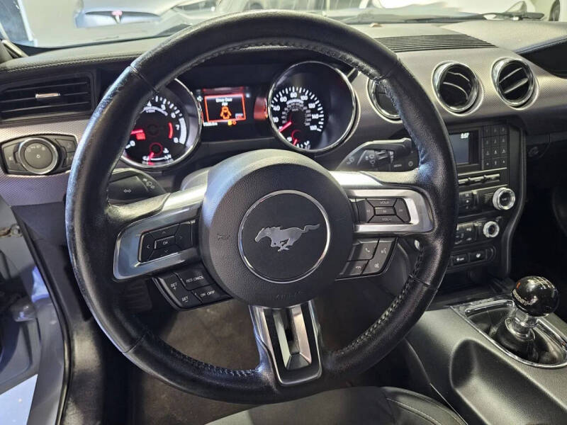 2017 Ford Mustang