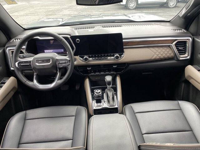 2024 GMC Canyon Denali