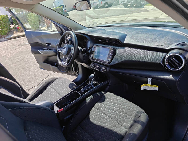 2024 Nissan Kicks SV