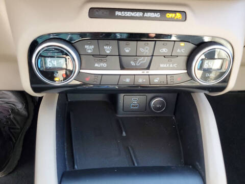 2021 Ford Escape SEL