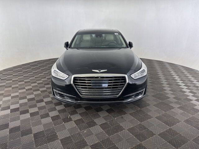 2017 Genesis G90