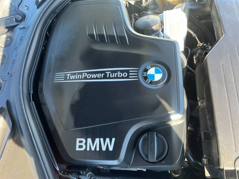 2017 BMW 3 Series 320i