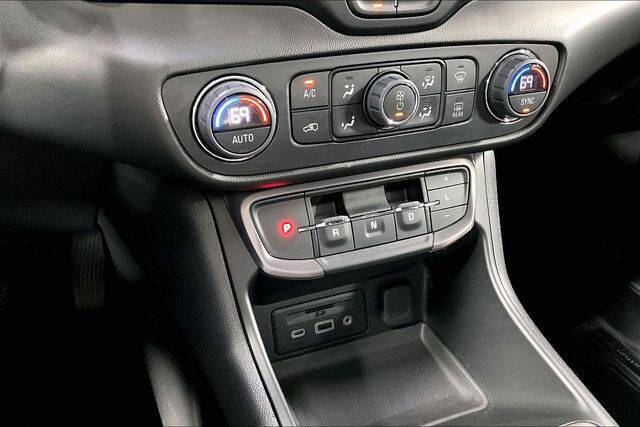 2022 GMC Terrain AT4