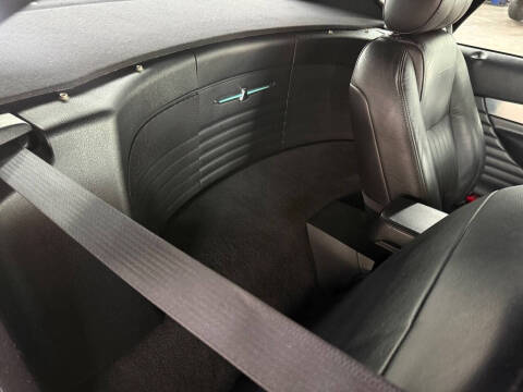 2004 Ford Thunderbird Deluxe