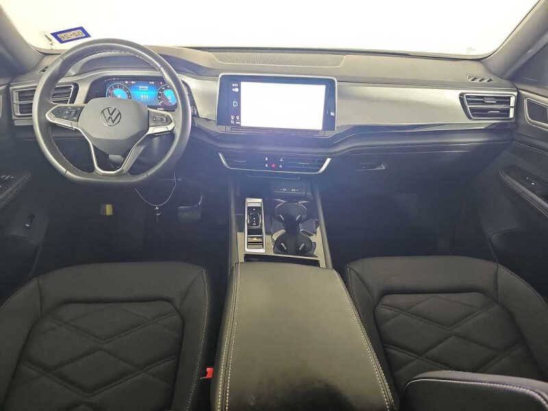 2024 Volkswagen Atlas Cross Sport SE